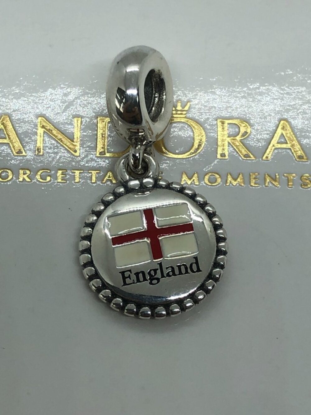 ✨🔥Pandora England Flag Charm